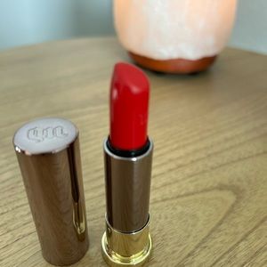 Urban Decay lipstick
